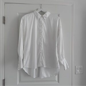 NWOT Laude the Label White Blouse